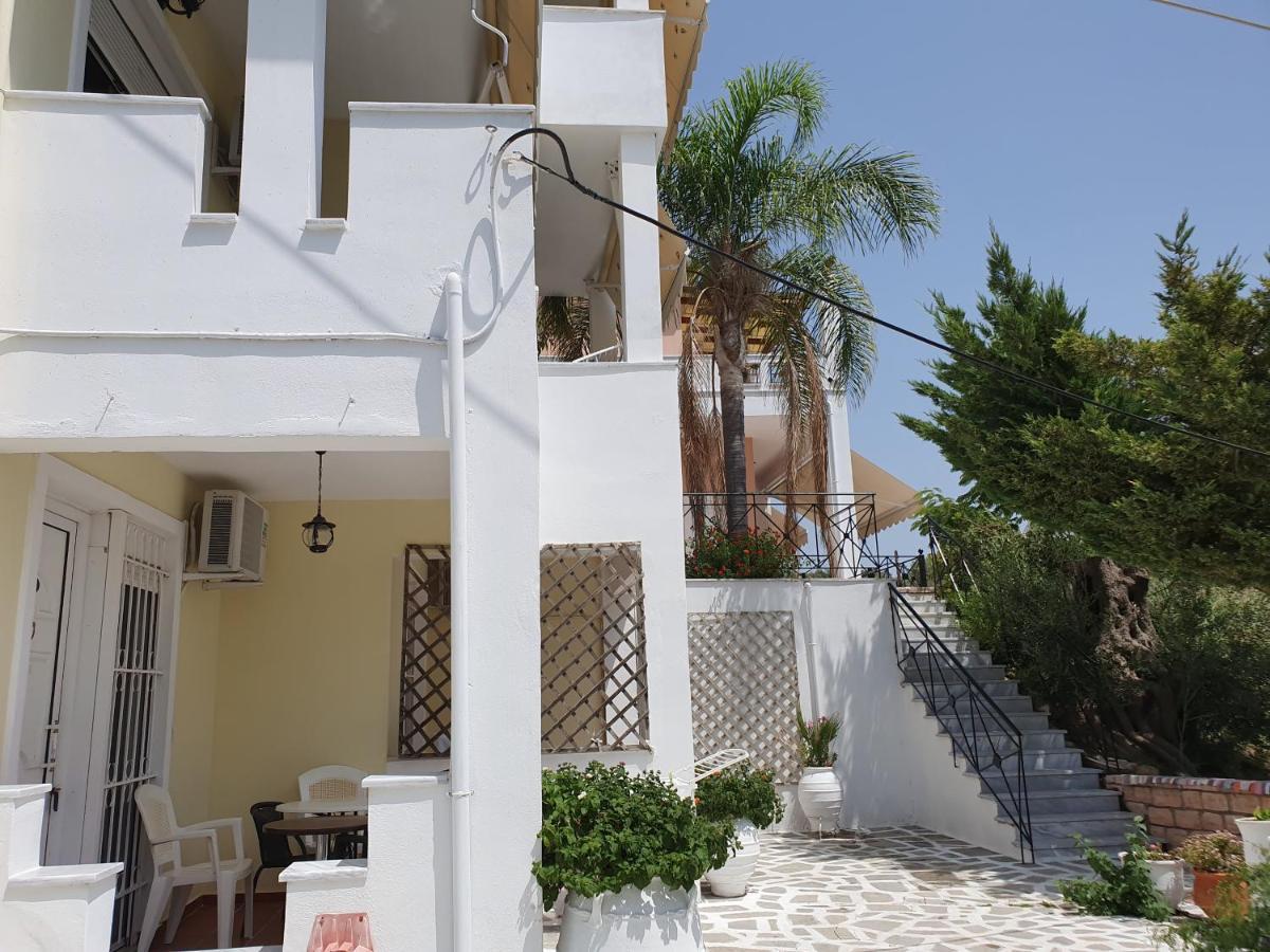 Diogenis Parga Studios Exterior photo